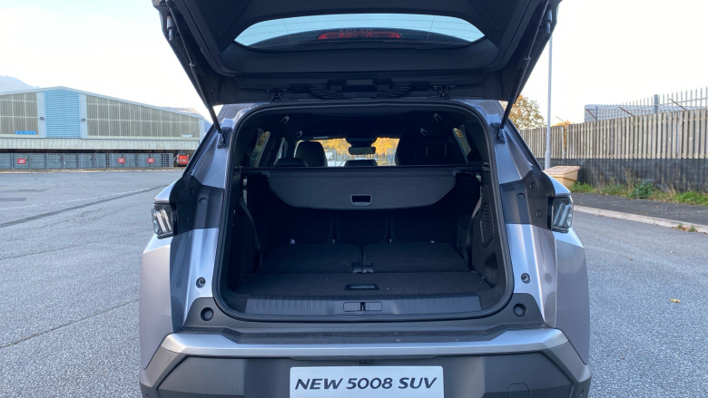 Peugeot 5008 157kW Allure 73kWh 5dr Auto Electric Estate